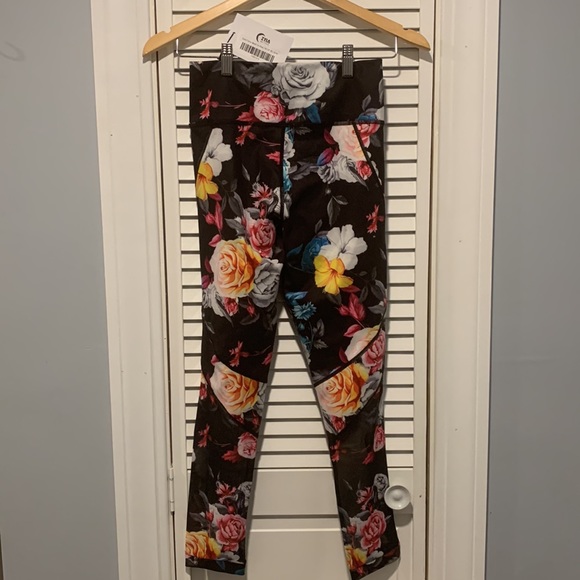 Zyia Active dark floral mesh hi-rise 7/8 leggings - Picture 4 of 7